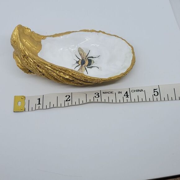 Bee oystershell ring holder/ trinket tray - Picture 4 of 6